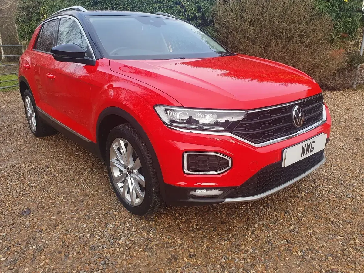 Used VW T-Roc SEL 150 HP (110 kW) 2020 Red SUV
