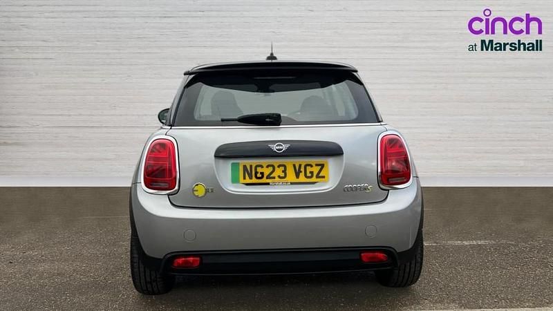 Used Mini Cooper S Level 1 135 kW (184 HP) 2023 Silver Hatchback