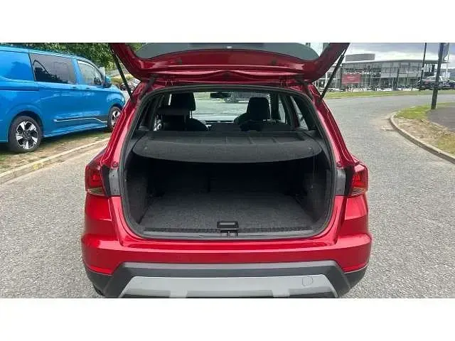Begagnad Seat Arona XCELLENCE 115 HK (84 kW) 2020 Röd SUV