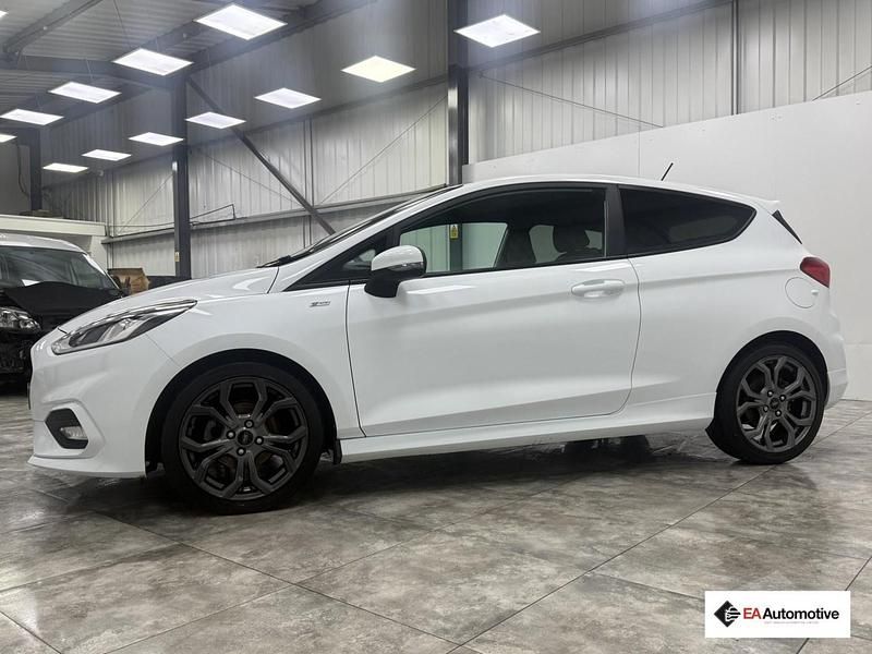 Used Ford Fiesta ST-Line 100 HP (73 kW) 2018 White Hatchback
