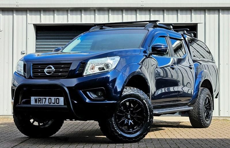 Used Nissan Navara Tekna 190 HP (139 kW) 2017 Blue Pickup