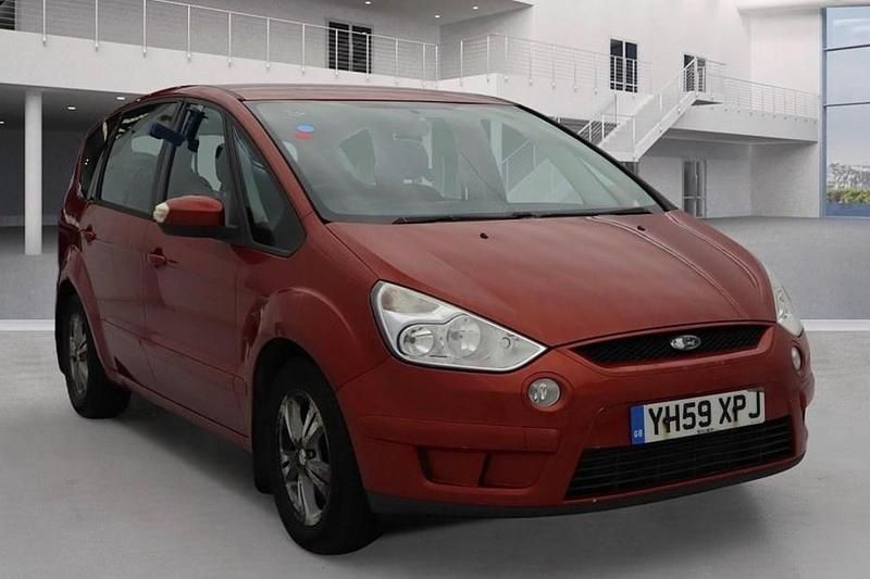 Red Used 2009 Ford S-MAX Zetec MPV | £1,750 (Fair price) - Image 1/1