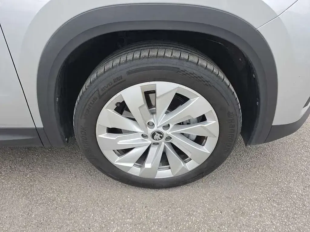 Used Skoda Kodiaq SE L 150 HP (110 kW) 2025 Brilliant silver metallic SUV