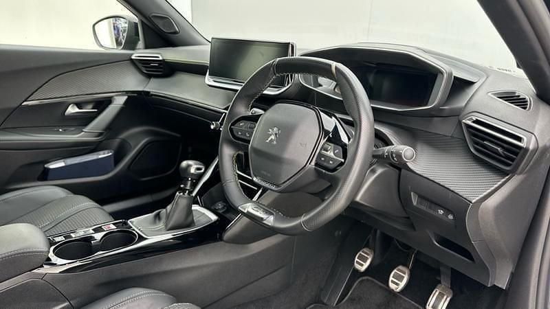 Image 2/4