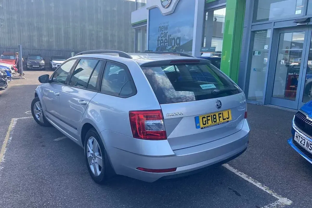 Gebraucht Skoda Octavia 85 PS (62 kW) 2018 Silber Kombi