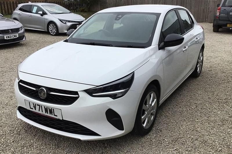 Used Vauxhall Corsa 102 HP (75 kW) 2021 White Hatchback
