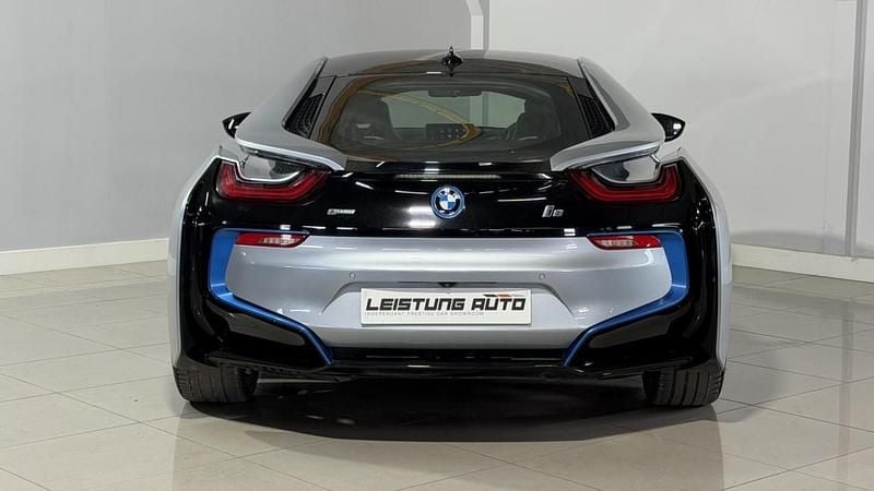 Used BMW i8 Comfort Edition 357 HP (262 kW) 2016 Silver Coupe