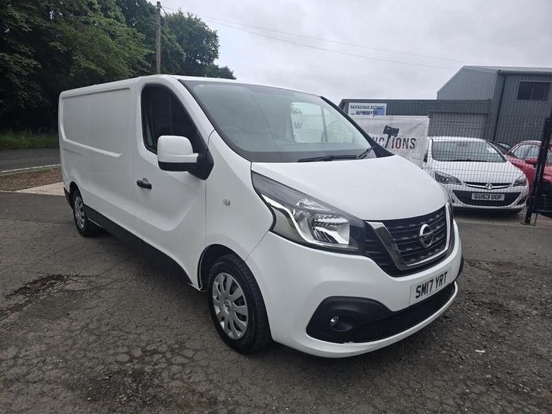 White Used 2017 Nissan NV300 Acenta Van | £4,950 (Super price) - Image 1/4