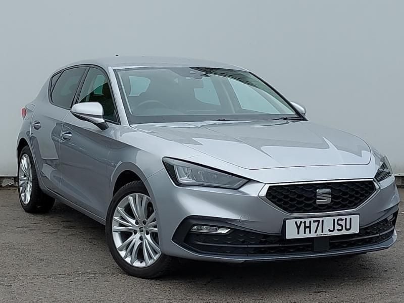 Silver Used 2021 Seat Leon SE Dynamic Hatchback | £12,998 (Fair price) - Image 1/4