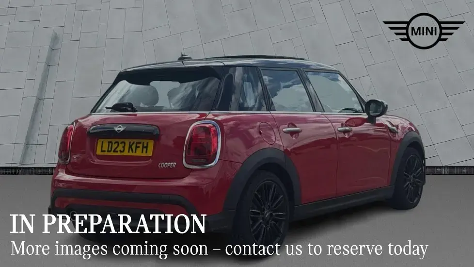 Used Mini Cooper Exclusive 134 HP (98 kW) 2023 Red Hatchback