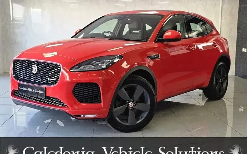 Usado Jaguar E-Pace Chequered Flag 180 HP (132 kW) 2020 SUV
