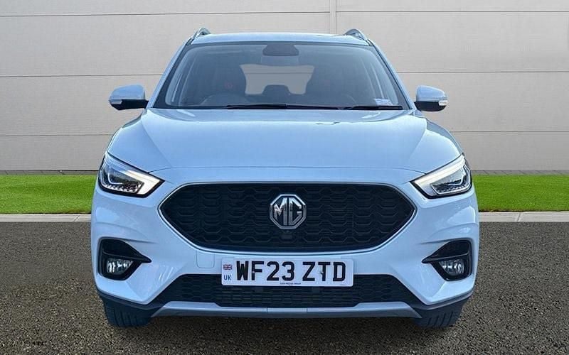 Used MG ZS Exclusive 111 HP (81 kW) 2023 White Sedan
