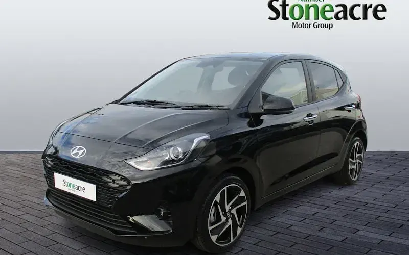Used Hyundai i10 Premium 84 HP (61 kW) 2023 Hatchback