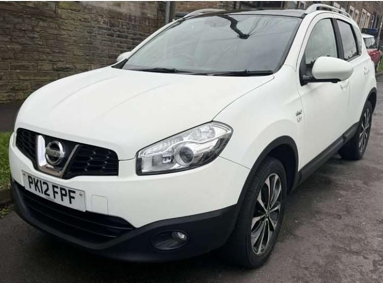 Used Nissan Qashqai N-TEC 117 HP (86 kW) 2012 White SUV
