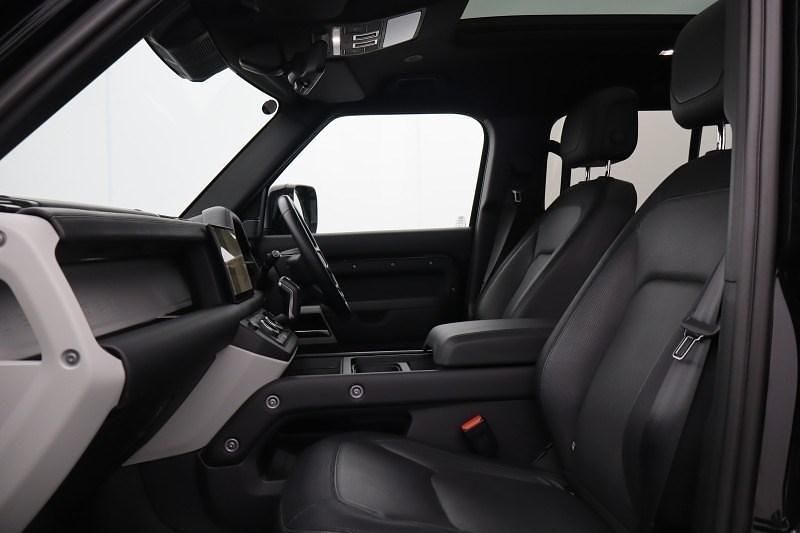 Used Land Rover Defender HSE Dynamic 250 HP (183 kW) 2023 Black SUV