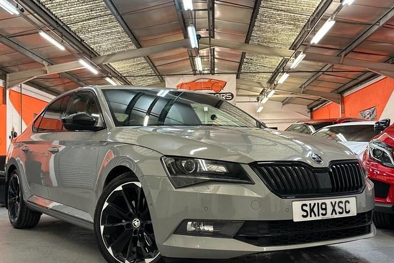 Used Skoda Superb SportlinePlus 190 HP (139 kW) 2019 Grey Hatchback