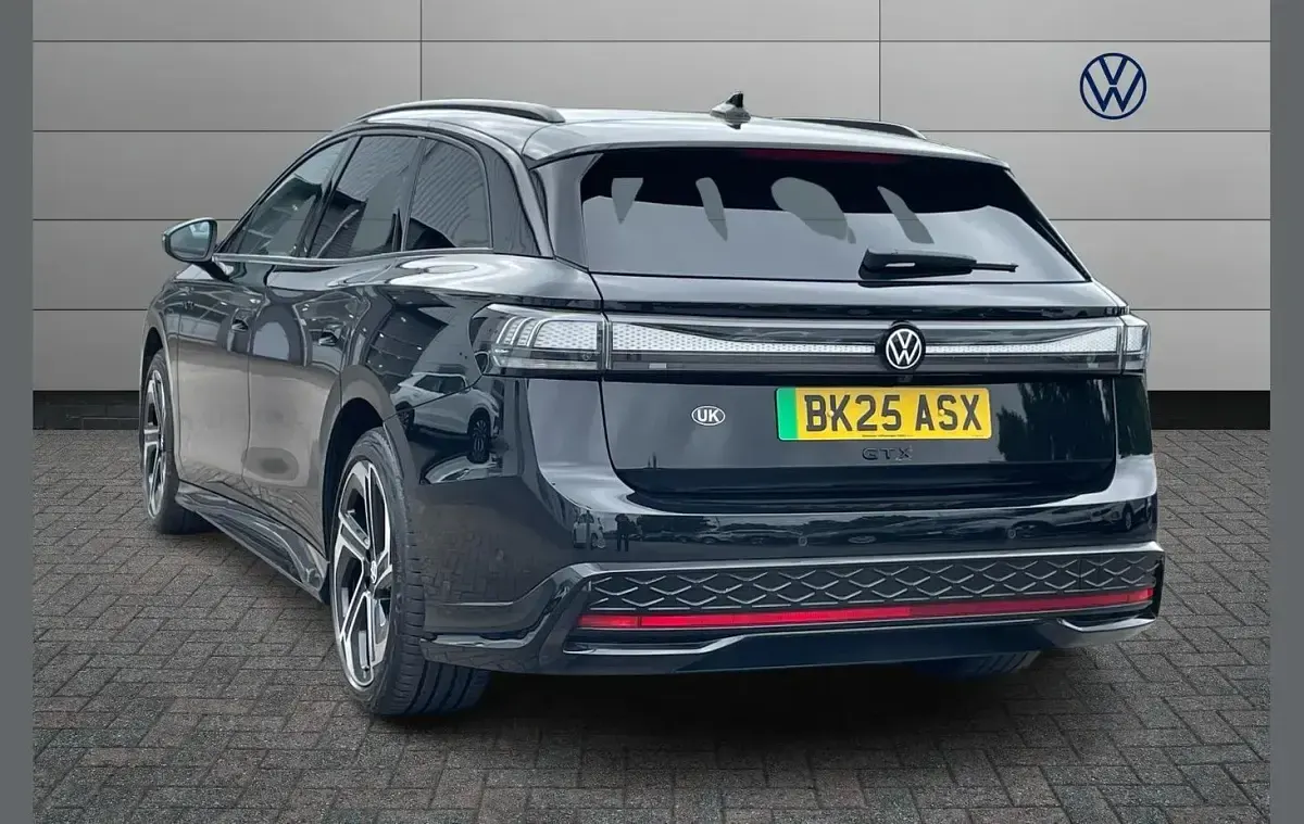 Used VW ID.7 GTX 250 kW (340 HP) 2025 Black Estate