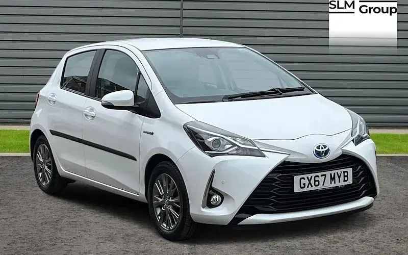 Used Toyota Yaris Hybrid 101 HP (74 kW) 2019 Hatchback