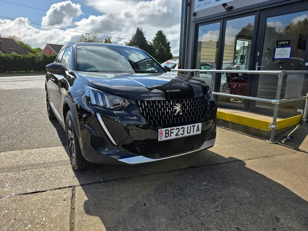 Begagnad Peugeot 2008 GTi 130 HK (95 kW) 2023 Svart SUV