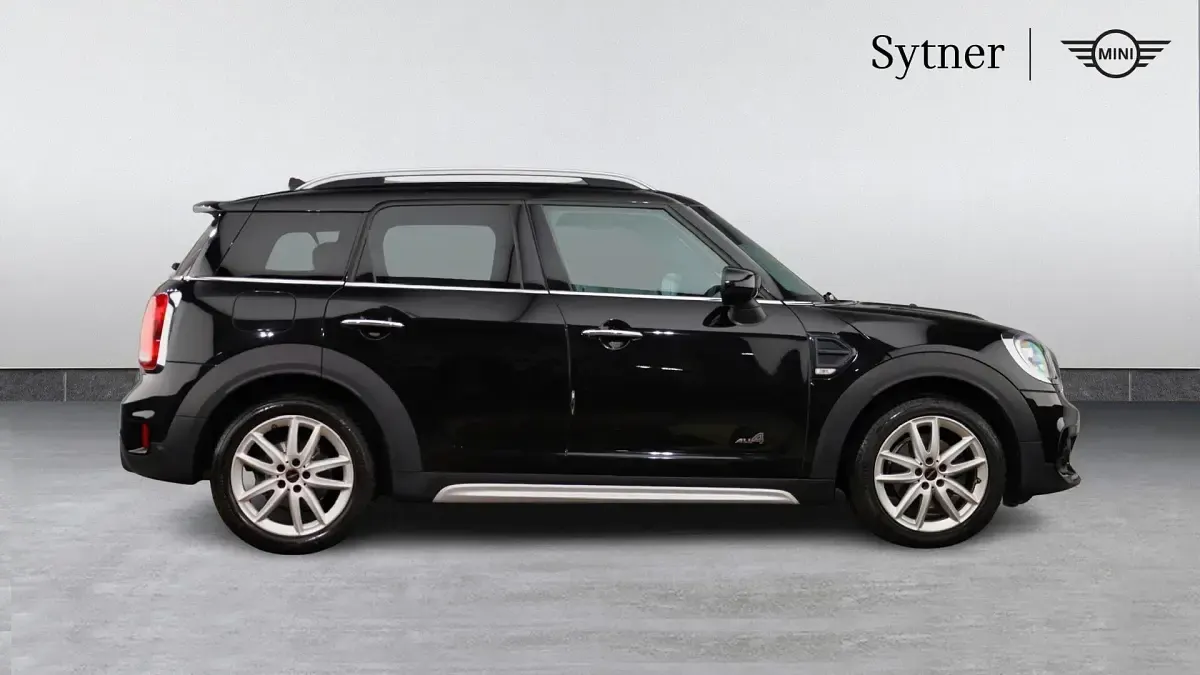 Used Mini Cooper Countryman Sport 134 HP (98 kW) 2020 Black SUV