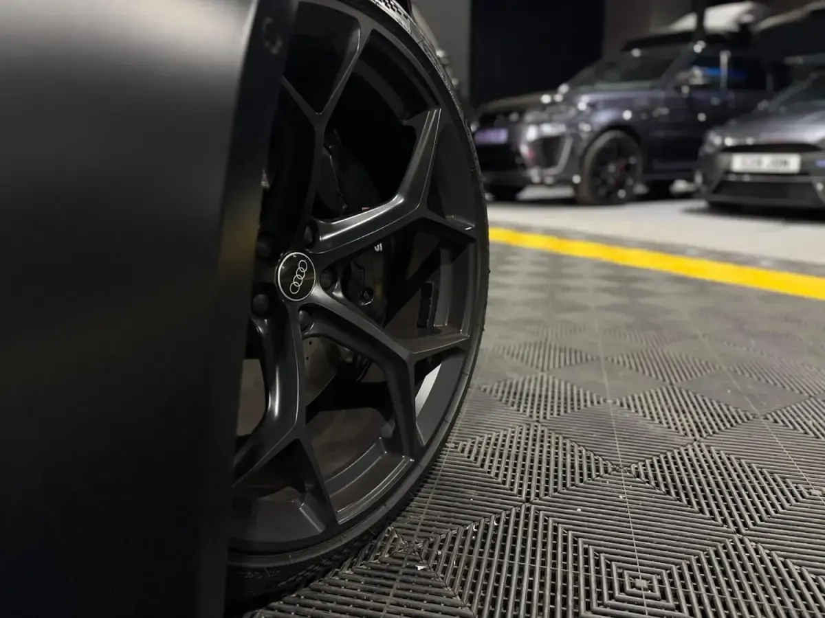 Used Audi RS6 Performance 621 HP (456 kW) 2023 Black Estate
