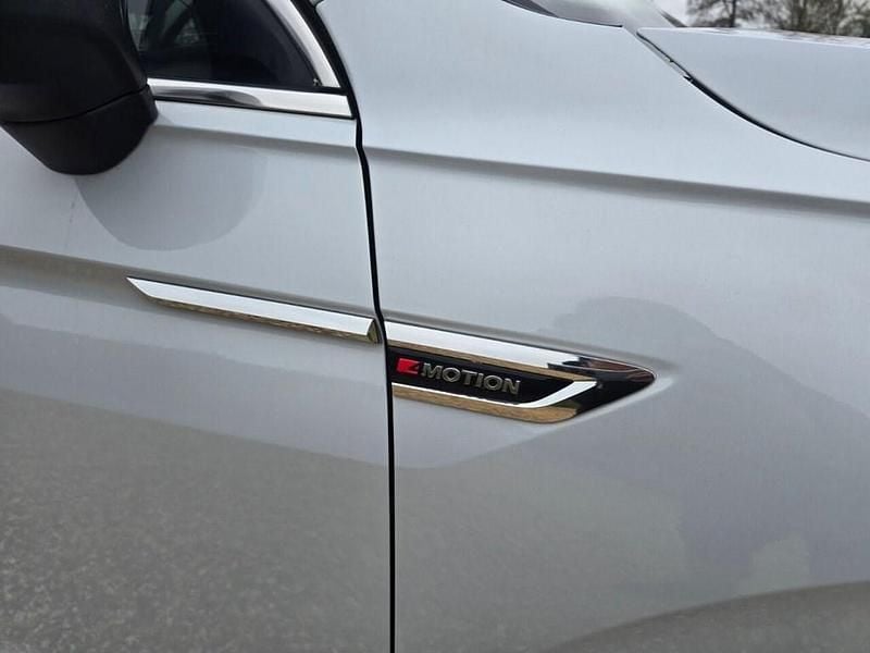 Used VW Tiguan Allspace SEL 180 HP (132 kW) 2018 Silver SUV