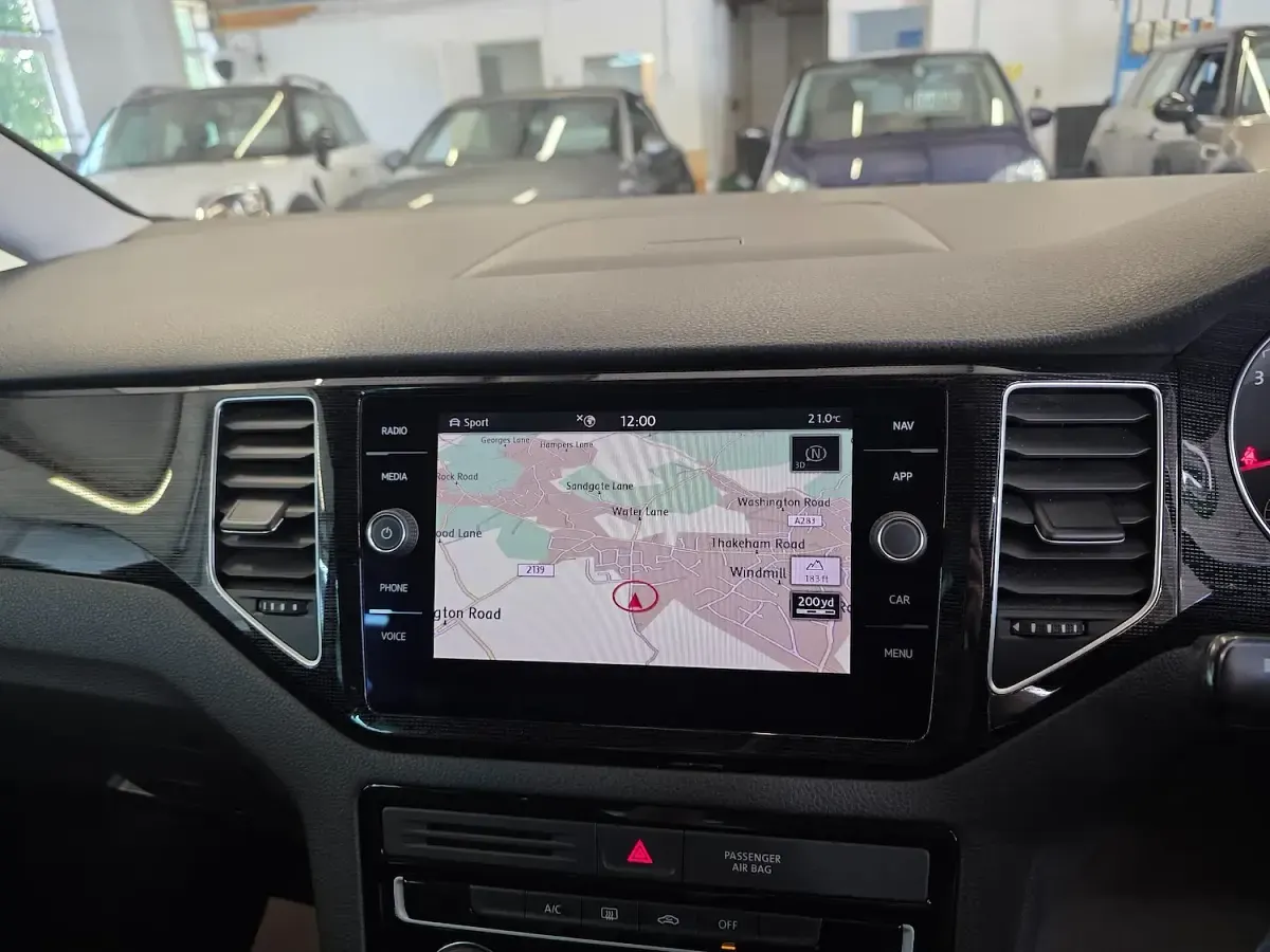 Used VW Golf Sportsvan GT 131 HP (96 kW) 2019 Grey MPV