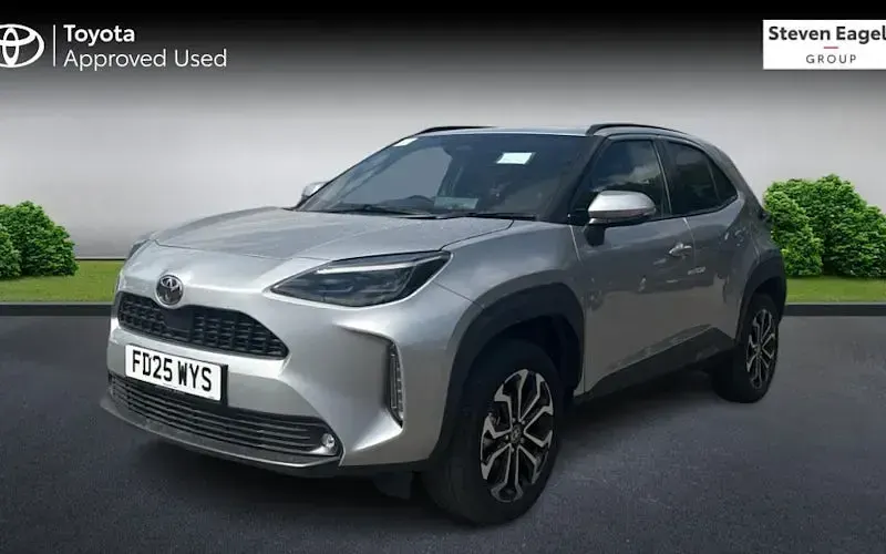 Used Toyota Yaris Hybrid Design 116 HP (85 kW) 2026 Estate