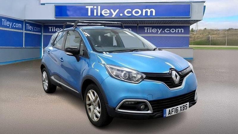 Blue Used 2016 Renault Captur Dynamique SUV | £5,990 (Fair price) - Image 1/2