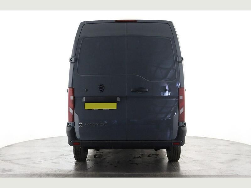 New Renault Master 2026 Grey MPV