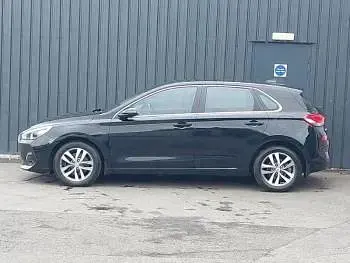 Used Hyundai i30 SE 120 HP (88 kW) 2018 Black Hatchback