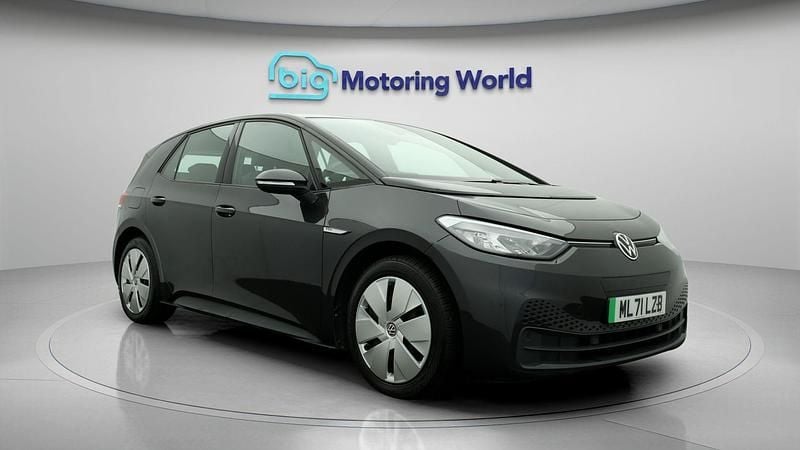 Used 2021 VW ID.3 Pro Performance Hatchback | £14,300 (Fair price) - Image 1/4