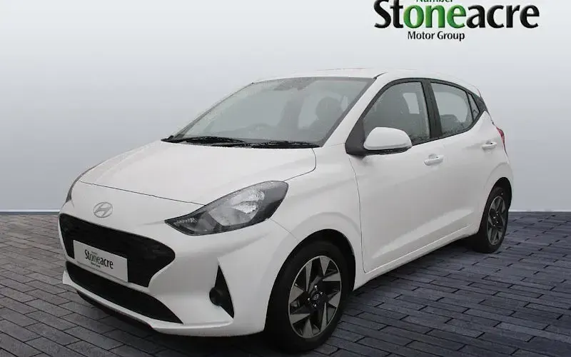 New Hyundai i10 Advanced 63 HP (46 kW) 2025 White Hatchback