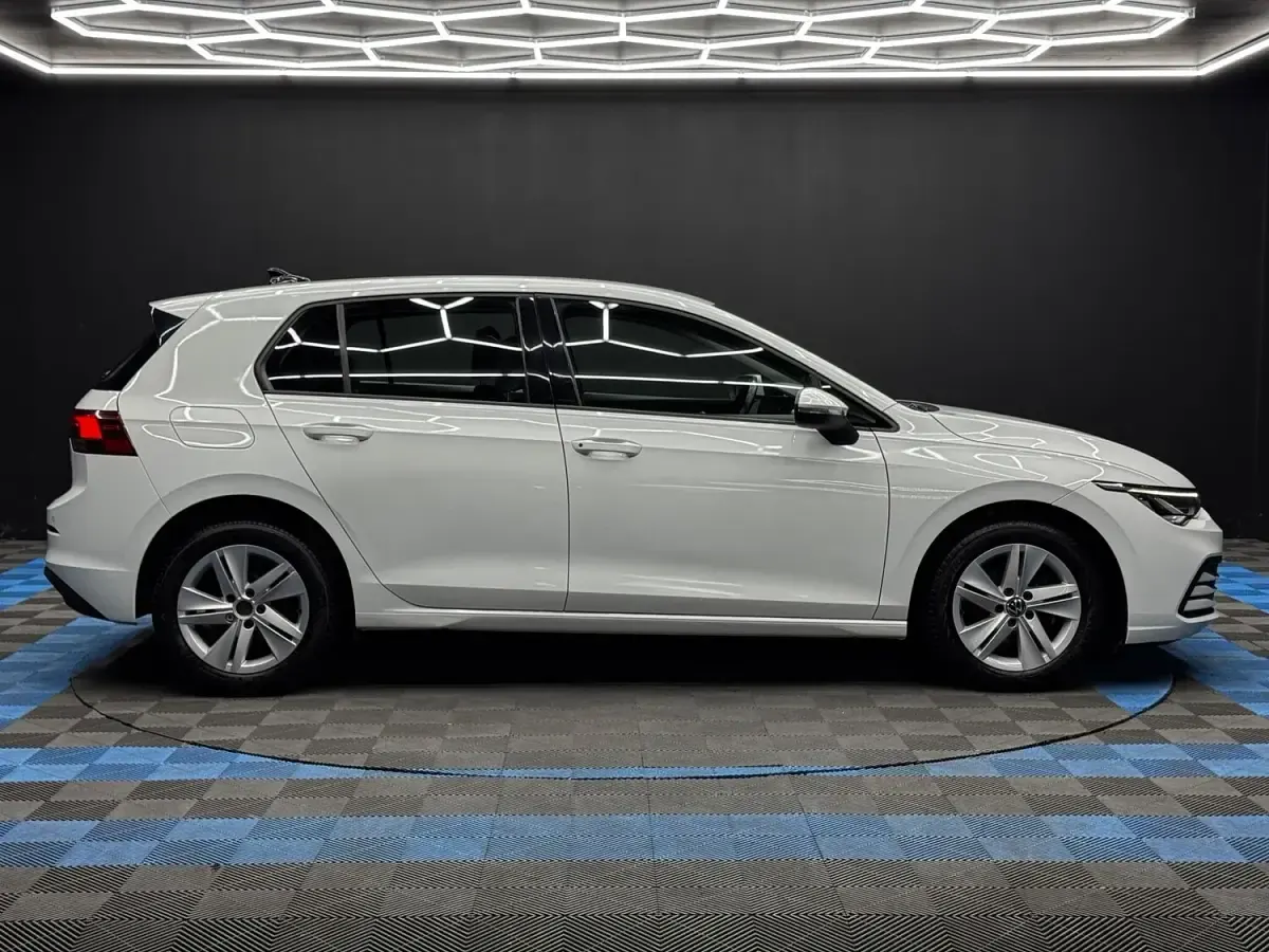 Used VW Golf VII Life 2021 White Hatchback
