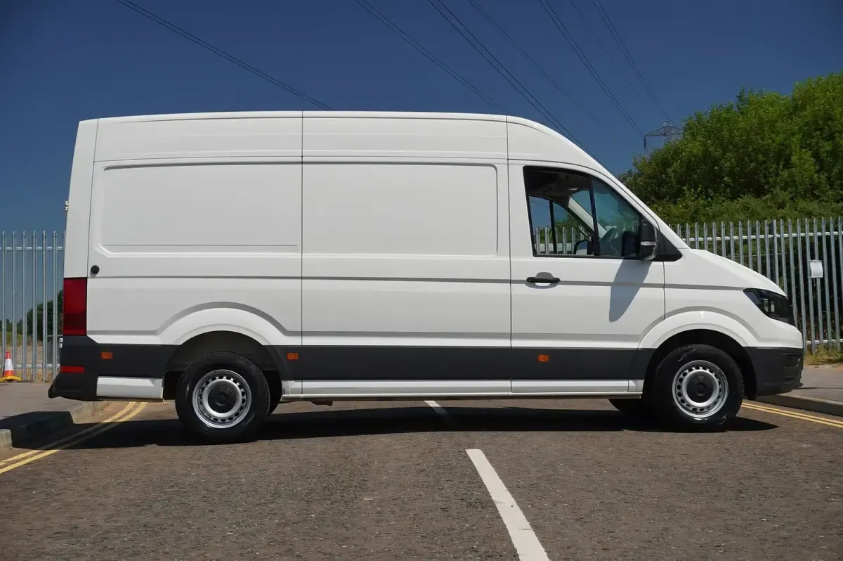 Used VW Crafter 140 HP (102 kW) 2024 White Van