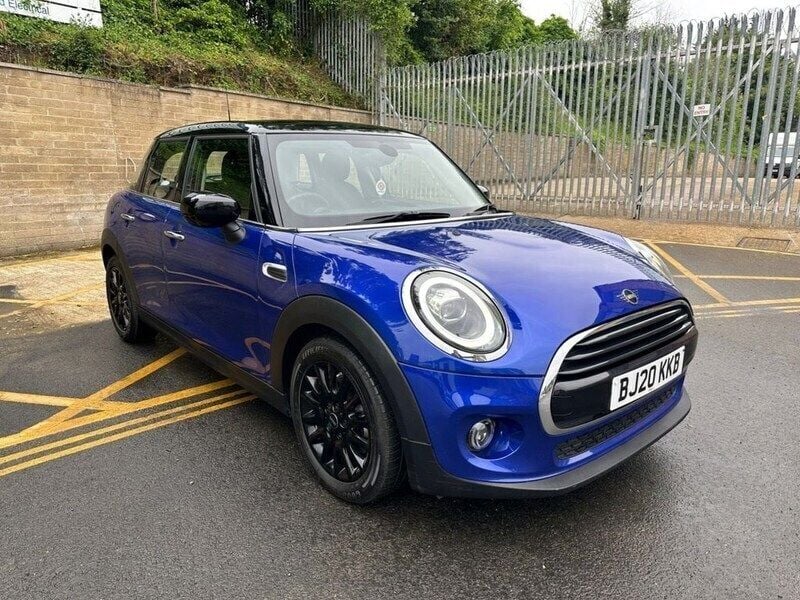 Blue Used 2020 Mini Cooper Classic Hatchback | £11,895 (Good price) - Image 1/4