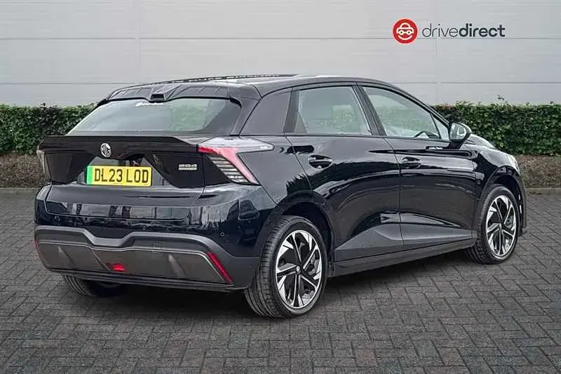 Used MG MG4 EV SE 125 kW (170 HP) 2023 Black Hatchback