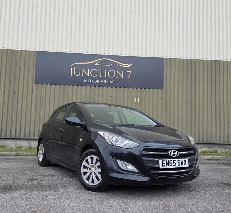 Used Hyundai i30 2015 Black Hatchback