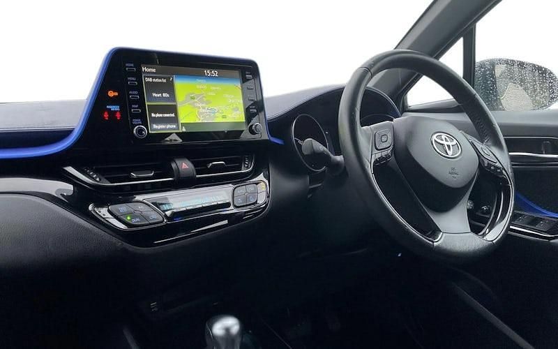 Used Toyota C-HR 122 HP (89 kW) 2020 Silver SUV