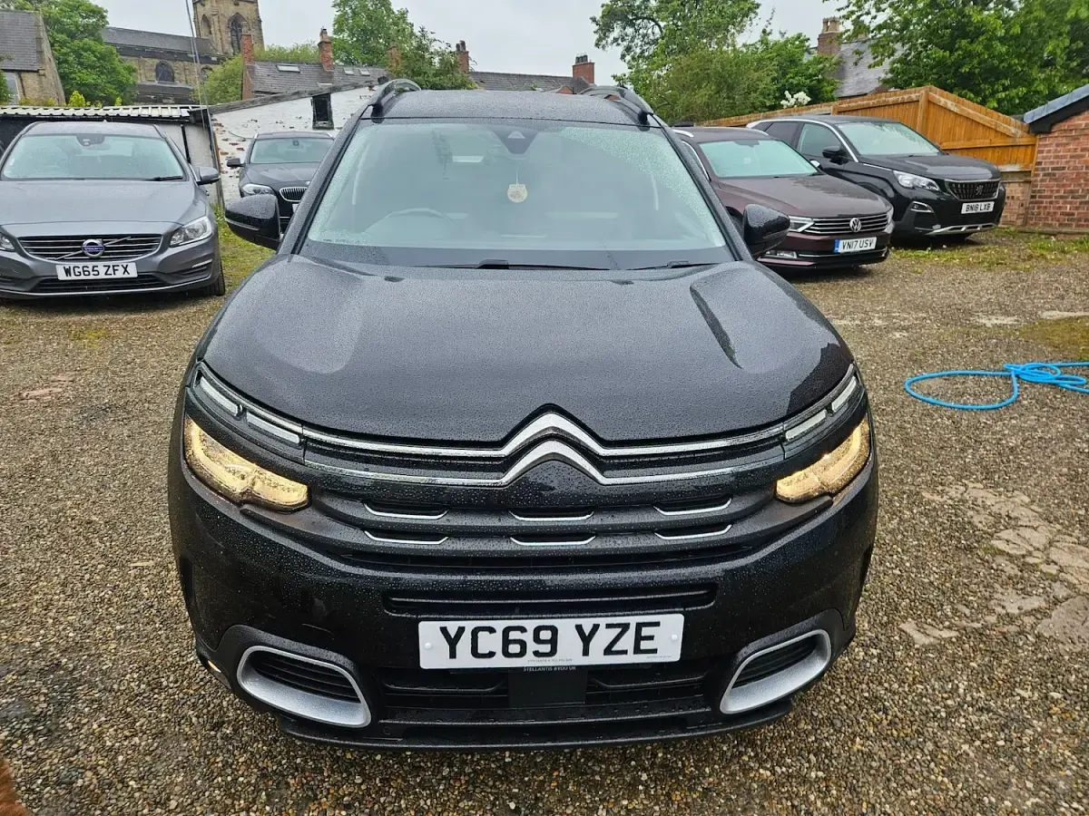 Used Citroën C5 Flair 2019 Pearl black Hatchback