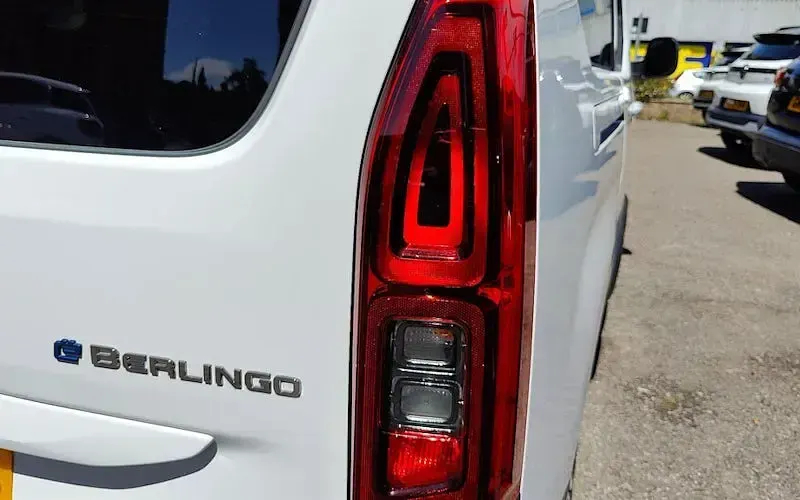 Used Citroën e-Berlingo XTR 100 kW (136 HP) 2023 White MPV