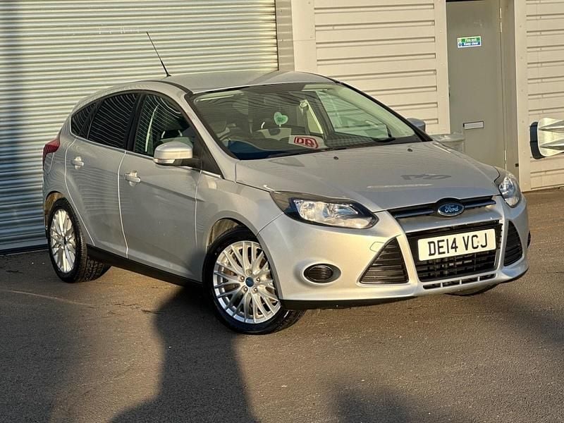 Silver Used 2014 Ford Focus Zetec Hatchback | £4,799 (Fair price) - Image 1/4