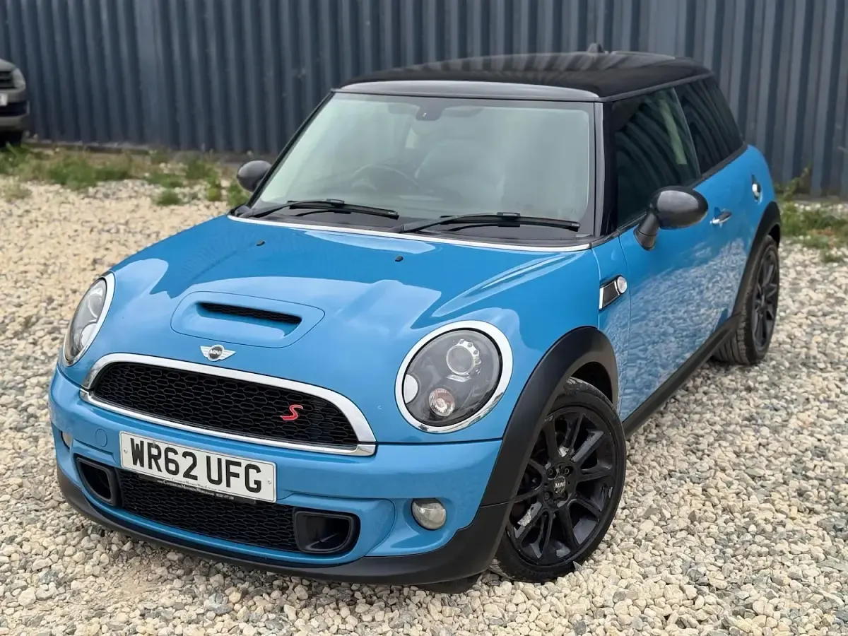 Used Mini Cooper S Hatch 184 HP (135 kW) 2012 Blue Hatchback