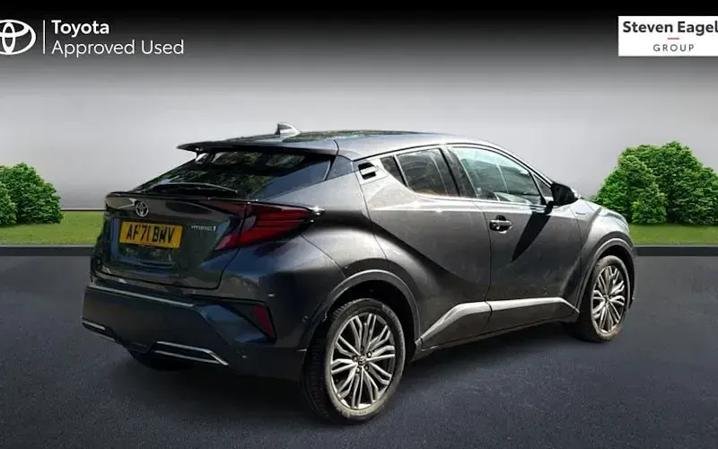 Used Toyota C-HR 184 HP (135 kW) 2023 SUV