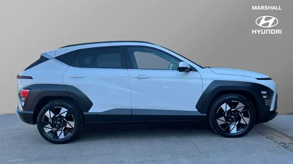 Used Hyundai Kona Ultimate 138 HP (101 kW) 2026 Atlas white SUV