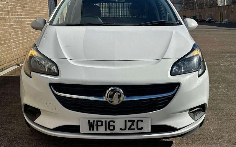 Used Vauxhall Corsa 95 HP (69 kW) 2017 Van