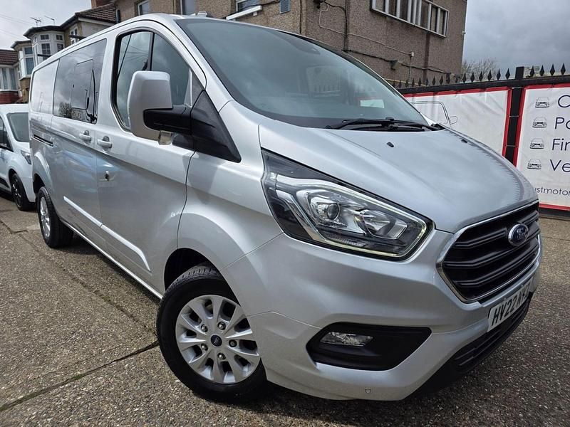 Used Ford Transit Custom Limited 130 HP (95 kW) 2022 Silver Van