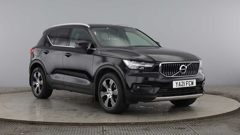 Used 2025 Volvo XC40 Plus SUV | £24,500 (Super price) - Image 1/4