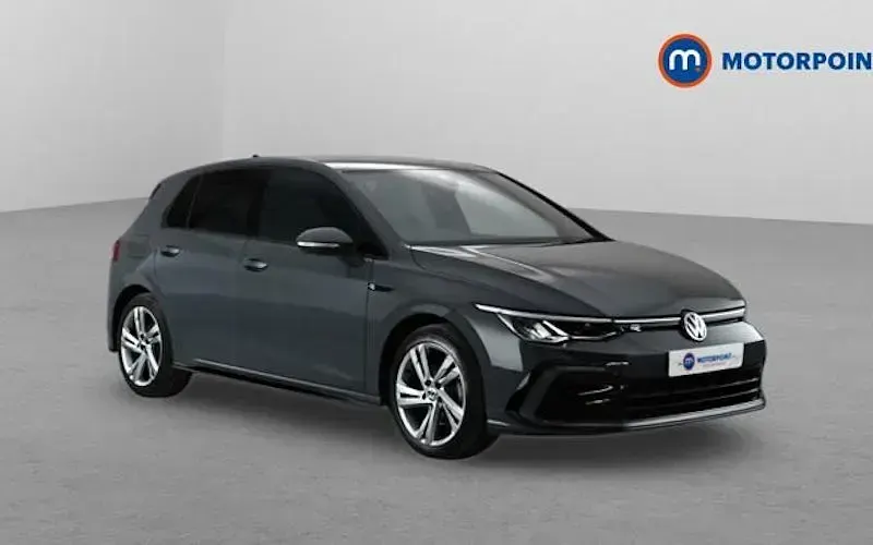 Used VW Golf VIII R-line 150 HP (110 kW) 2024 Hatchback