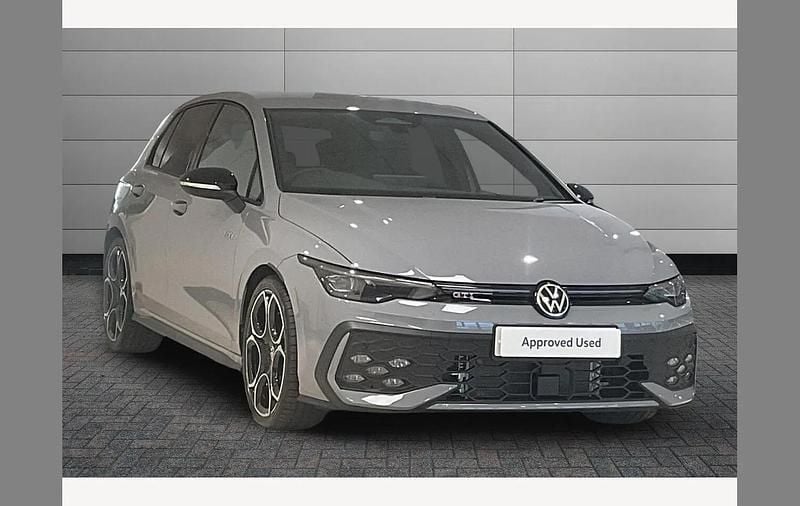 Used VW Golf VIII GTI 265 HP (194 kW) 2025 Moonstone grey Hatchback